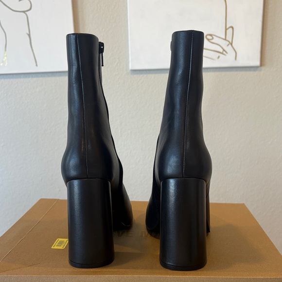 Steve Madden Black Leather Heeled Boots - Picture 5 of 6